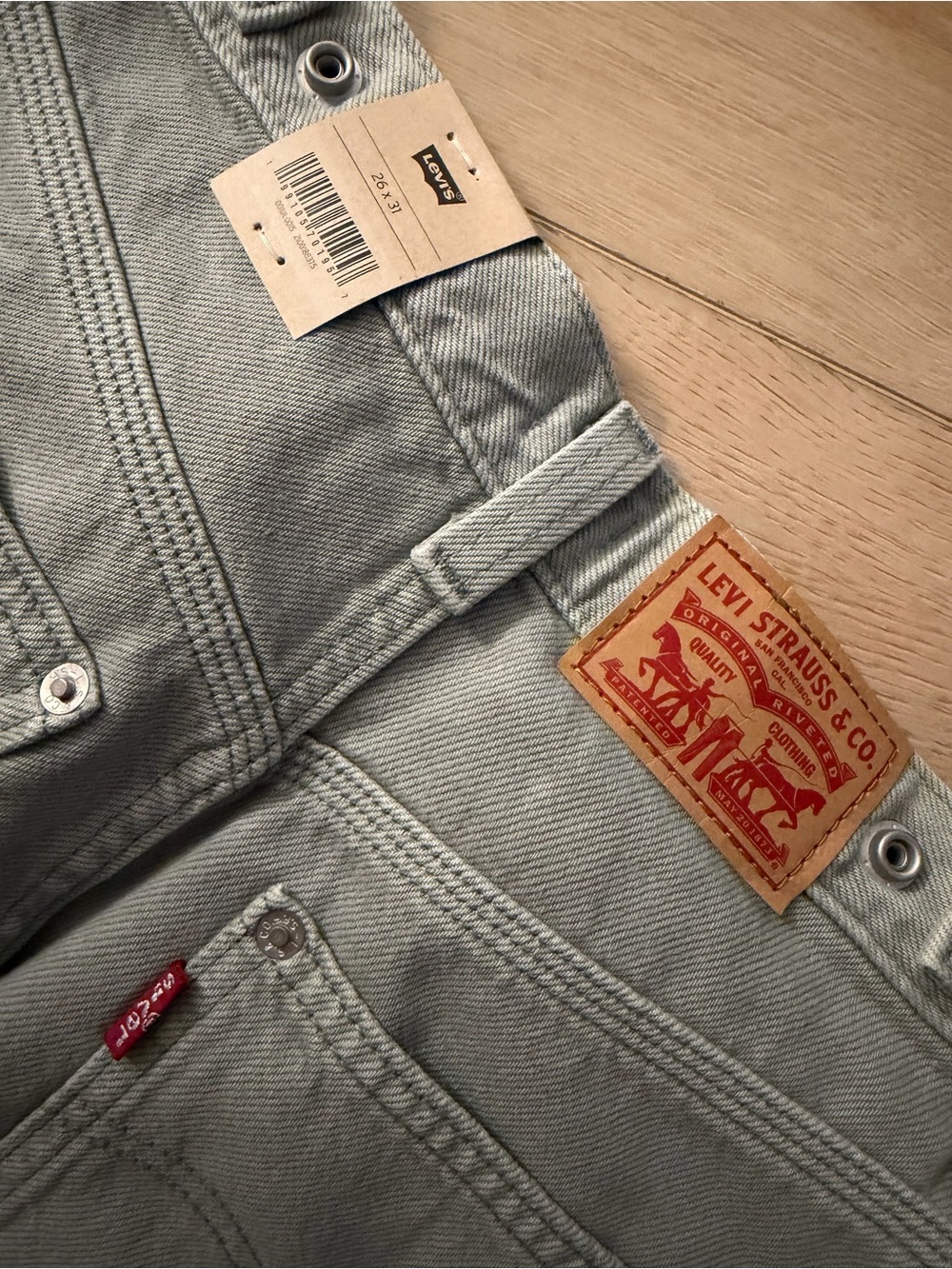 Levi's Cinch Baggy Carpenter Lightweight Women’s Jeans